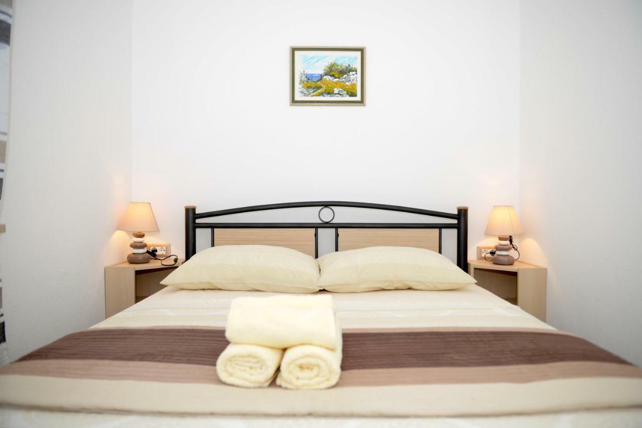 Apartment Markioli พอฟเลีย ภายนอก รูปภาพ